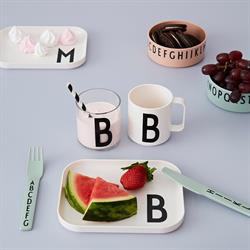 Børnekrus i Tritan med Arne Jacobsen vintage ABC  fra Design Letters