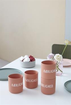 Favoritkop KÆRLIGHED i nude fra Design Letters