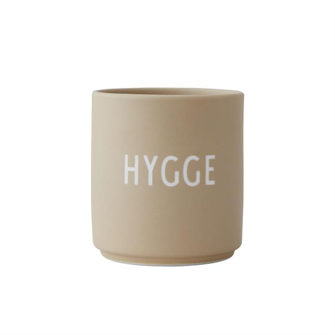 Favoritkop HYGGE kop i beige fra Design Letters
