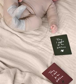 Milestone Cards - mindekasse til baby fra Ferm Living